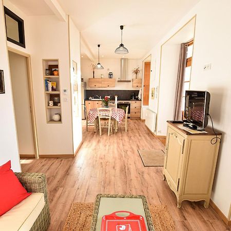 Gite Restaure 6 Pers. Au Bord De La Riviere, Proche Centre, Parking Et Wifi - Fr-1-410-380 サブレ・シュル・サルト エクステリア 写真